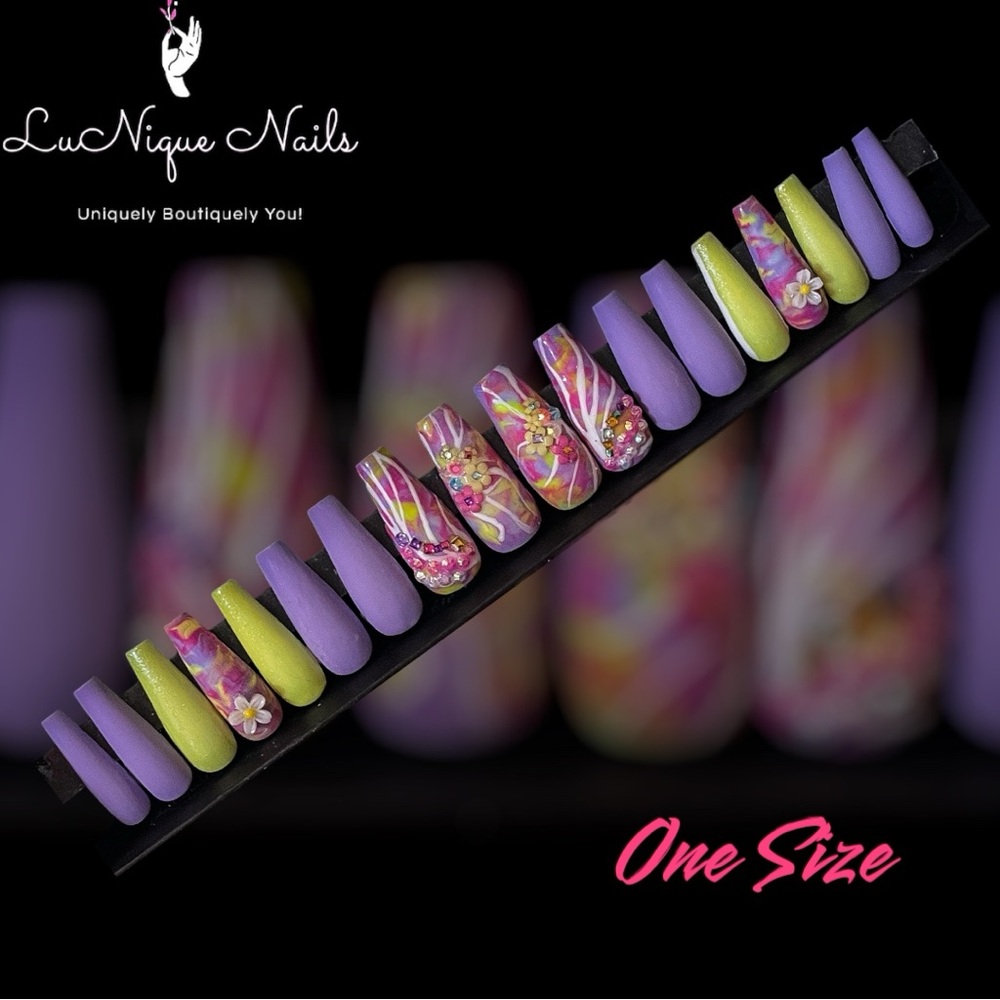 Psychedelic Handmade Artistic Press On Nail Set-OSFA!